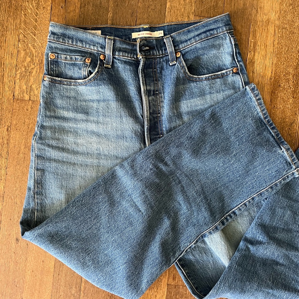 Levi’s Ribcage Straight Jeans